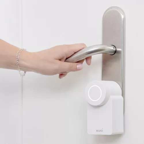 NUKI Smart Lock Go ajtózár (WiFi, Bluetooth, Thread)